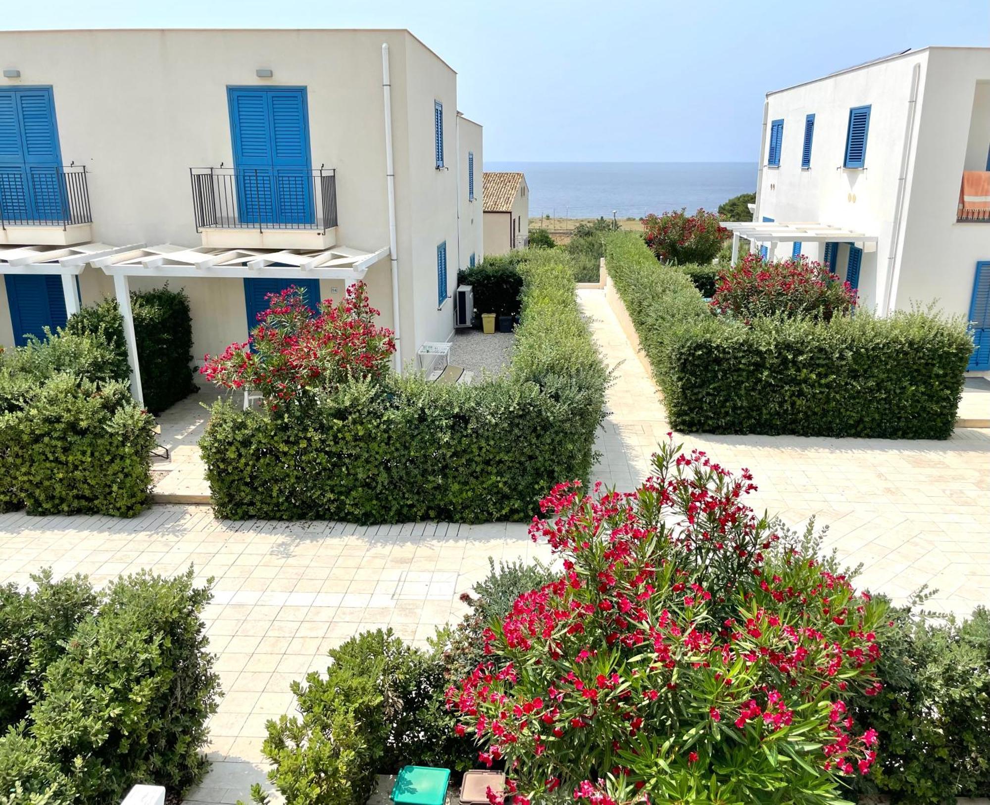 Cala Azzurra Macari Bed And Breakfast And Holidays House Exterior foto