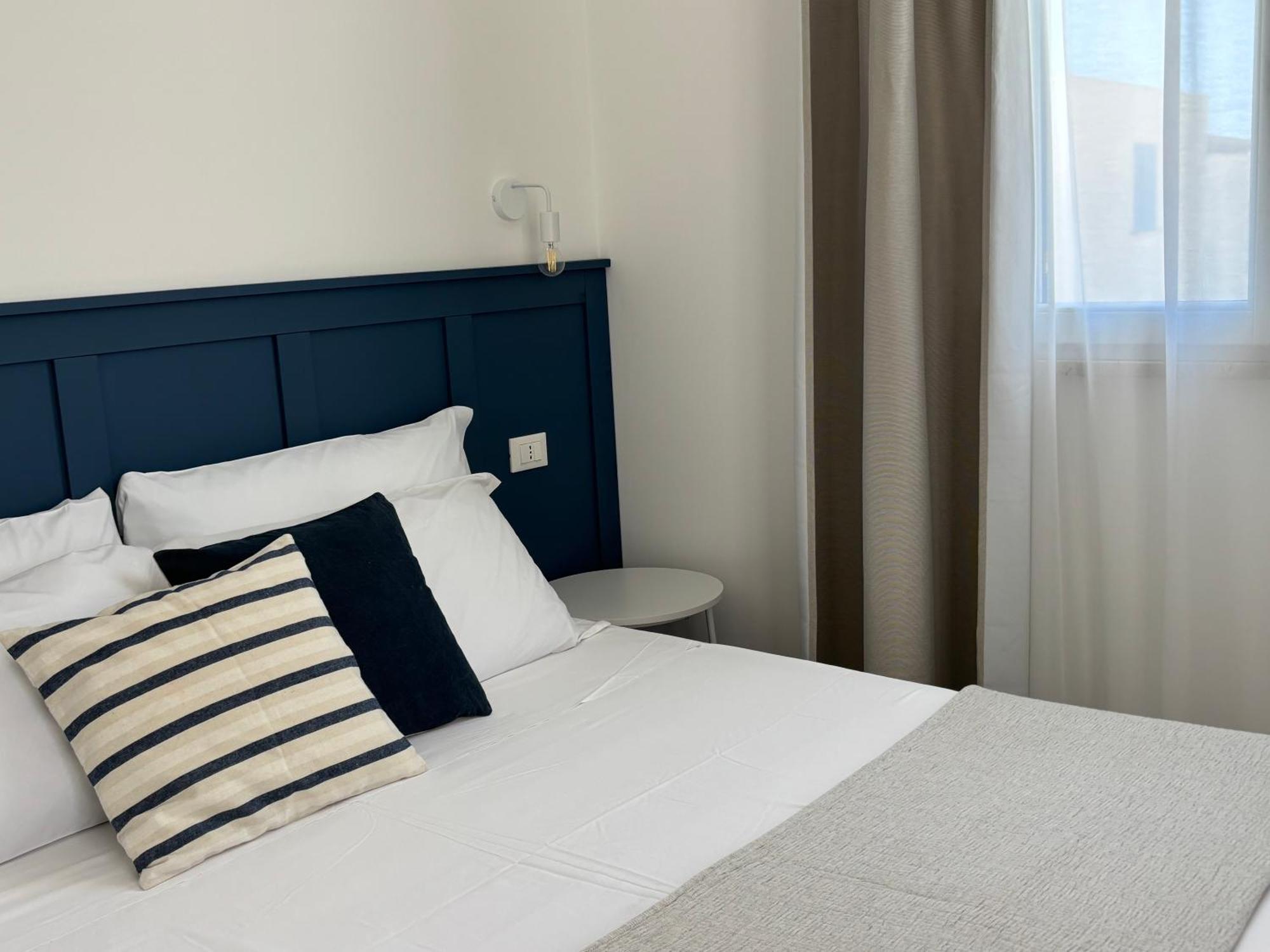 Cala Azzurra Macari Bed And Breakfast And Holidays House Cameră foto